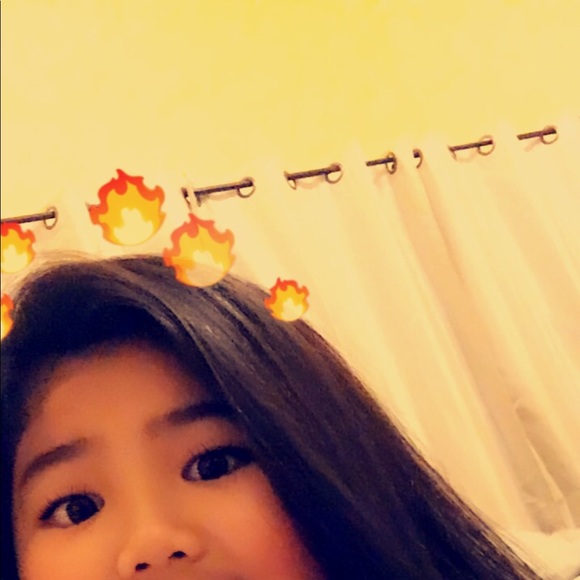 Meet your Posher, Api - Picture 1 of 1